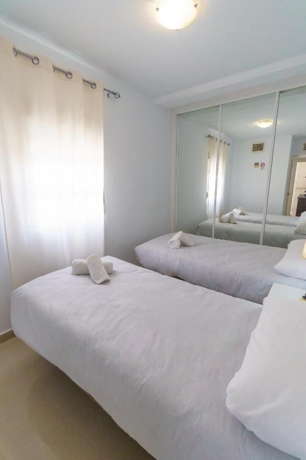 Rentalsevilla Guadalete Ii Apartment Sevilla